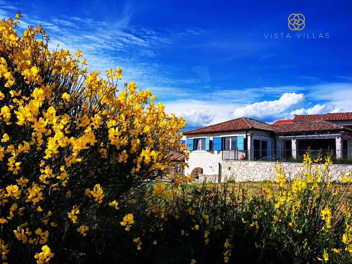 Vista Villas - Sweet Life Apartment Villa S Ражанац Экстерьер фото